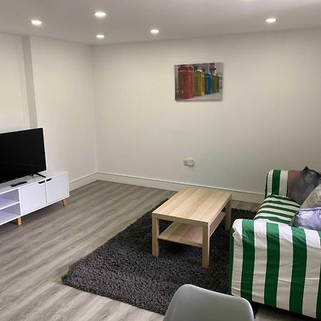 Adbolton House Apartments - Sleek, Stylish, Brand New & Low Carbon Nottingham Quarto foto